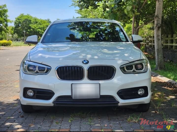 2016' BMW 118 photo #7