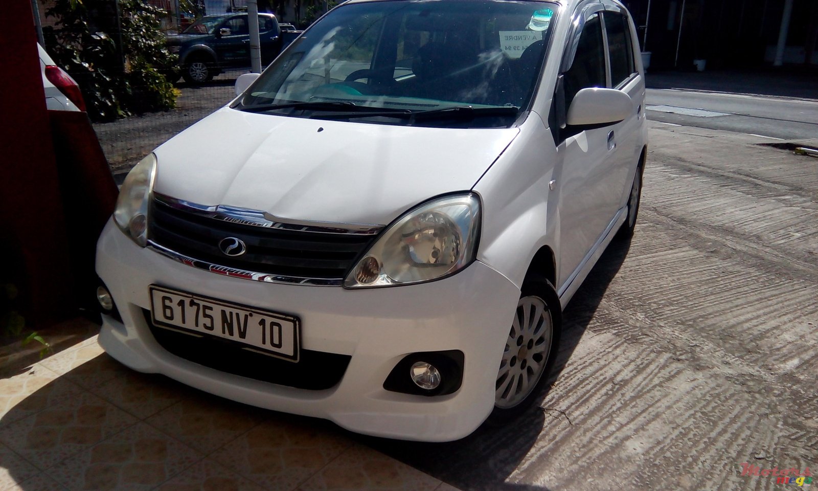 2010' Perodua Viva Elite photo #1