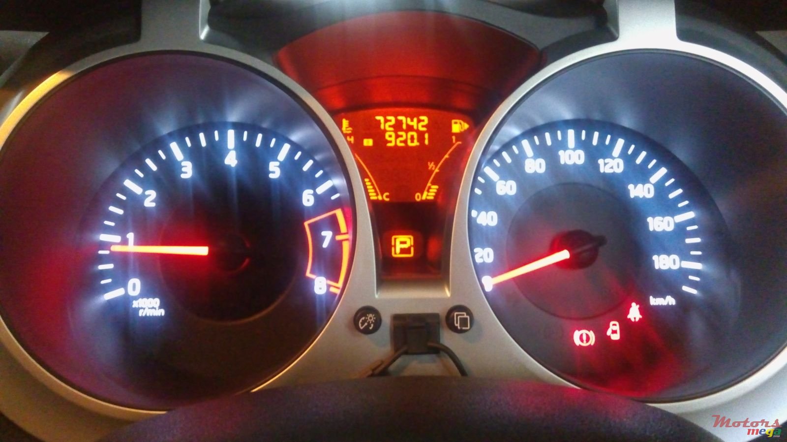 2012' Nissan Juke photo #2