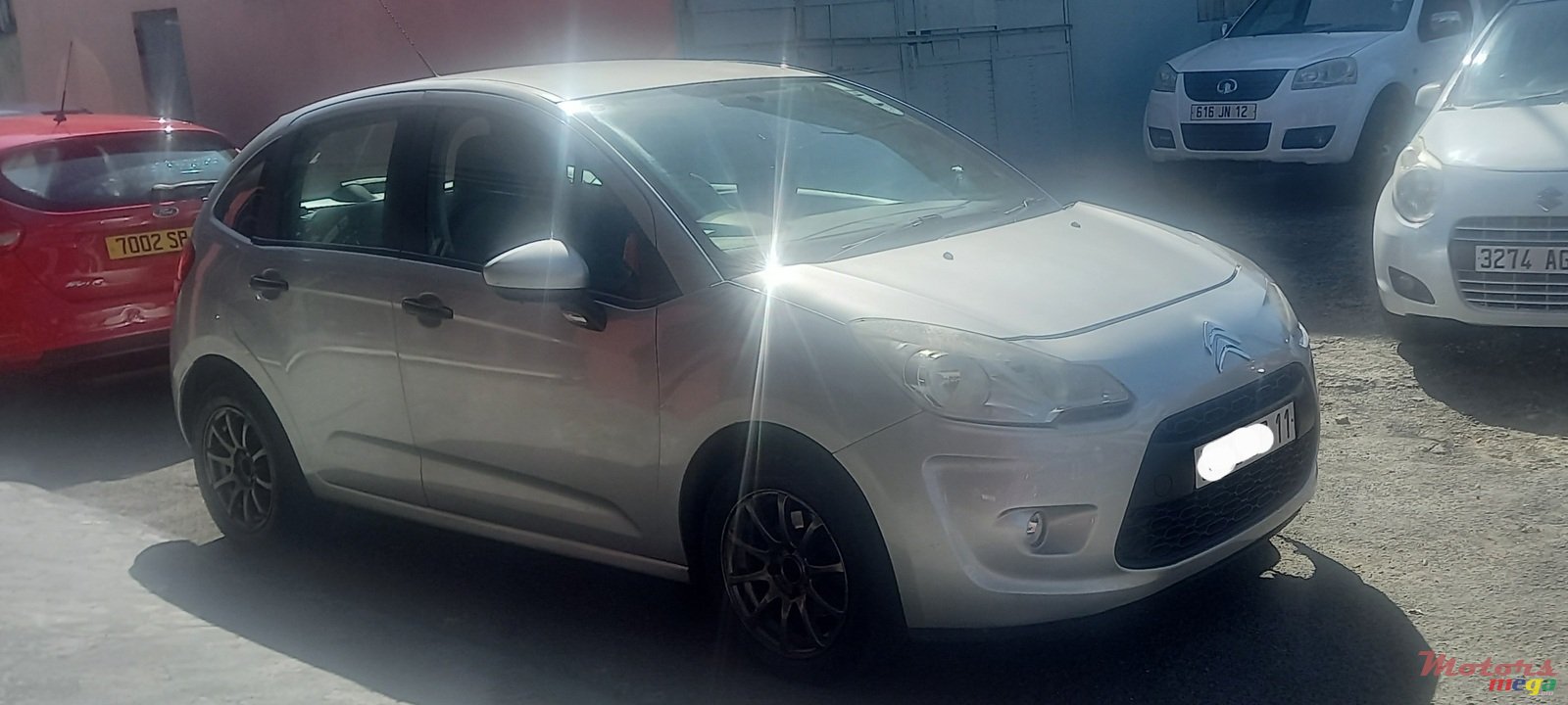 2011' Citroen C3 photo #1