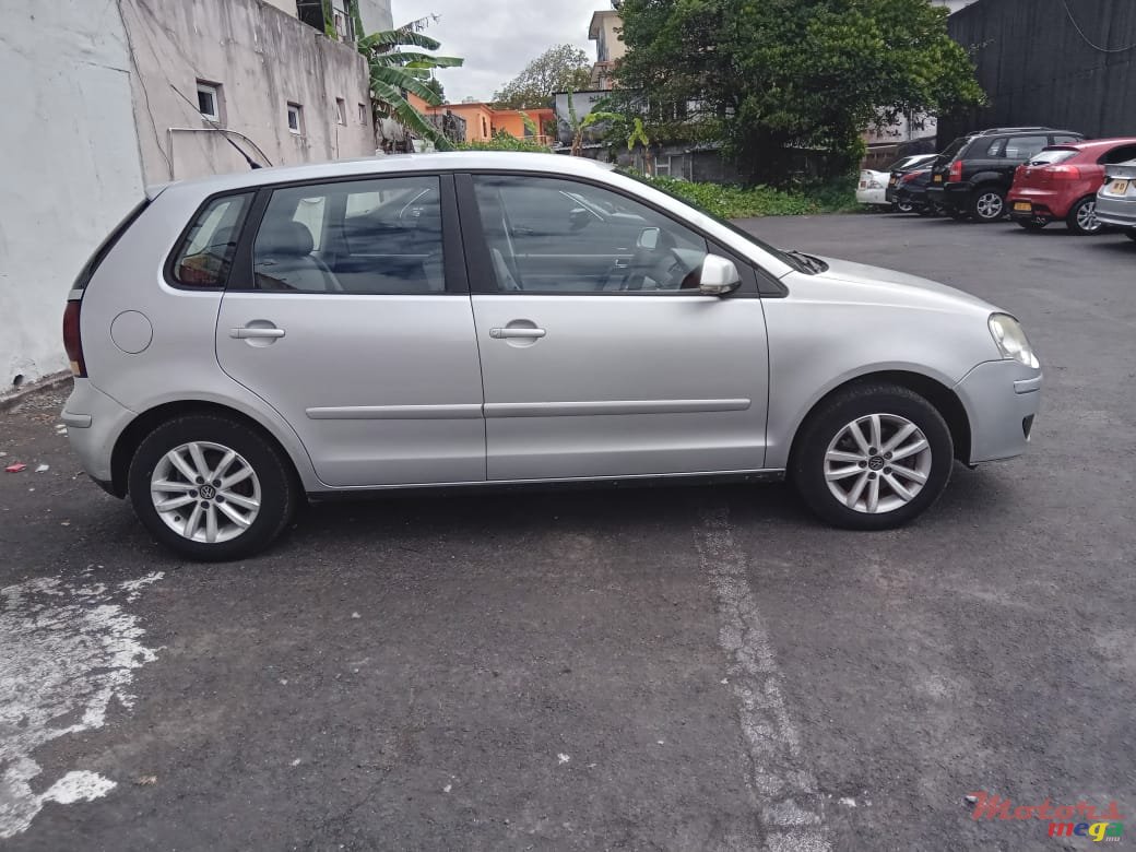 2006' Volkswagen Polo photo #1