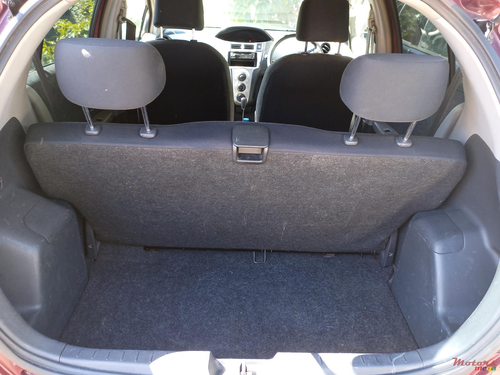 2020' Toyota Vitz ZZ photo #6