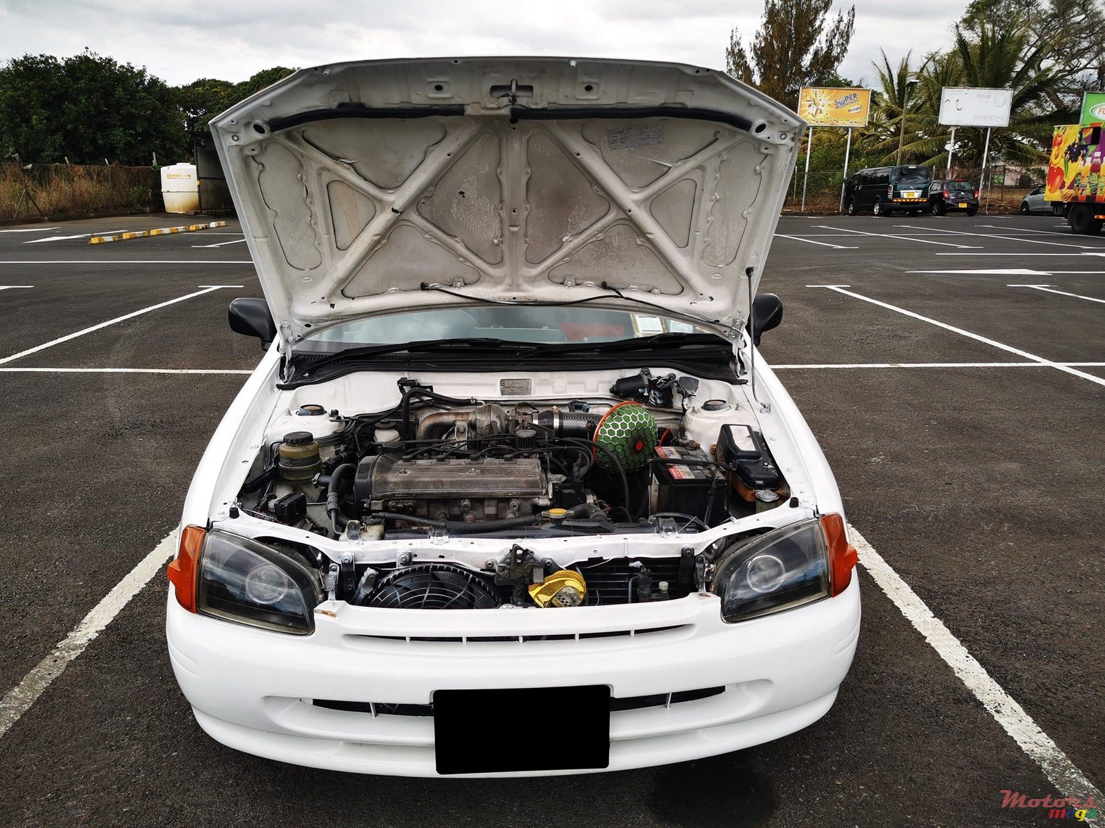 1999' Toyota Starlet photo #7