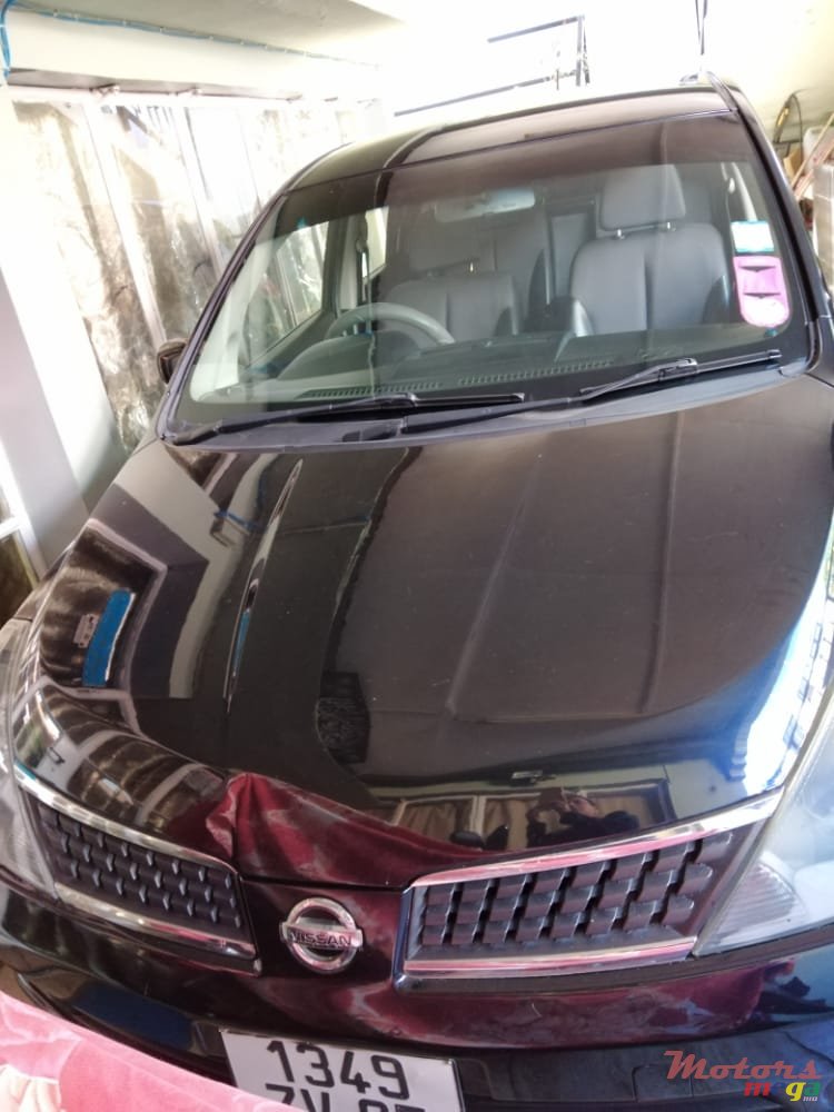 2007' Nissan Tiida photo #3