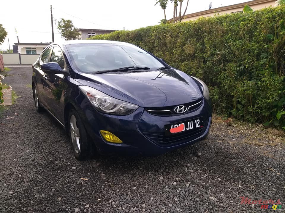2012' Hyundai Elantra 1.6L photo #1