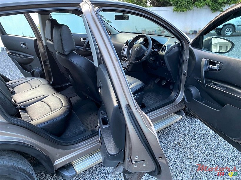 2010' Nissan Qashqai Manual 1.6L photo #4