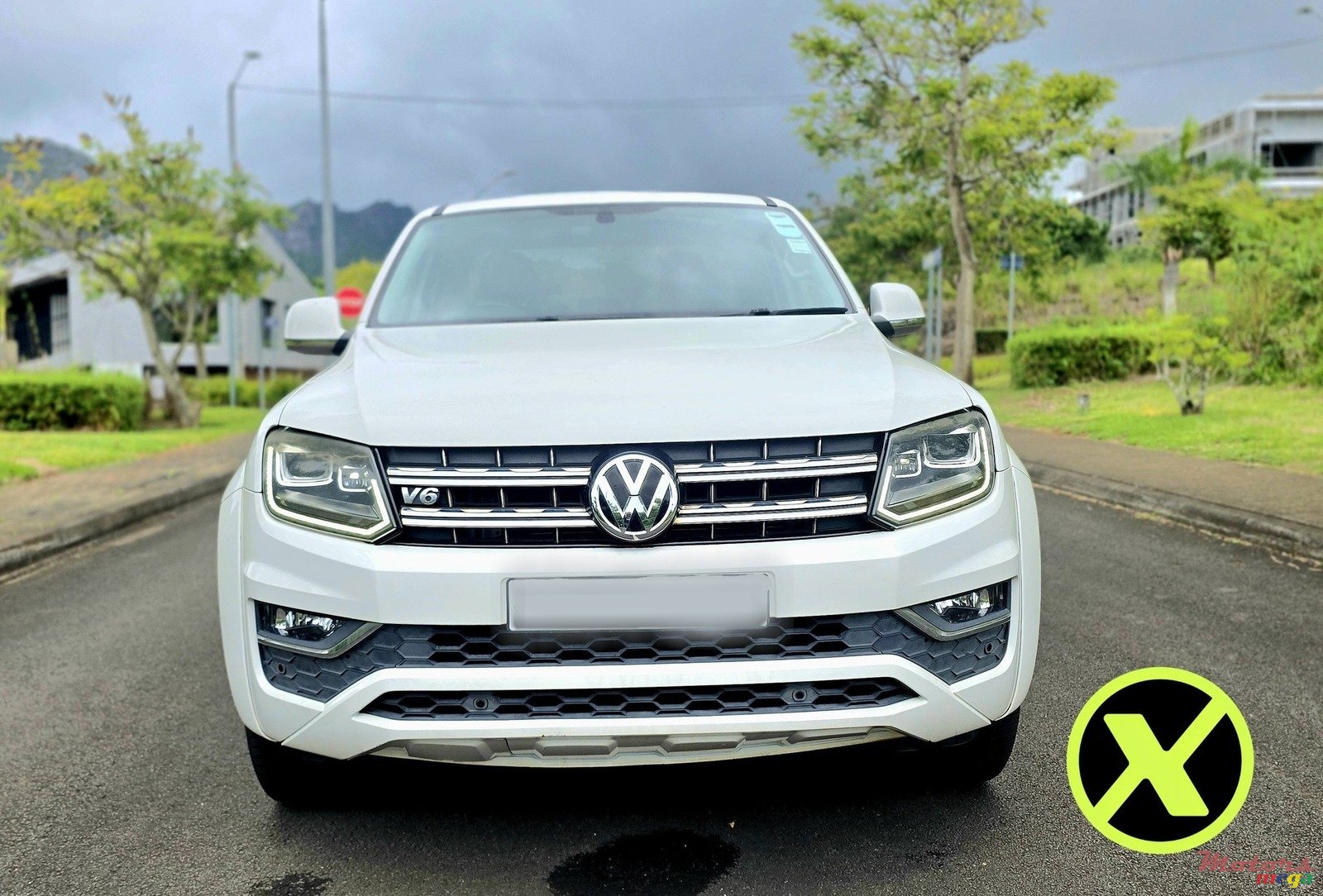 2019' Volkswagen Amarok photo #1