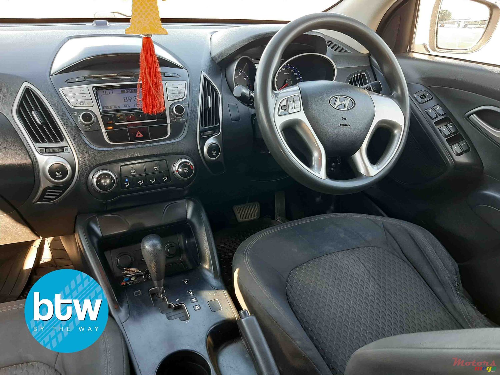 2010' Hyundai ix35 photo #6