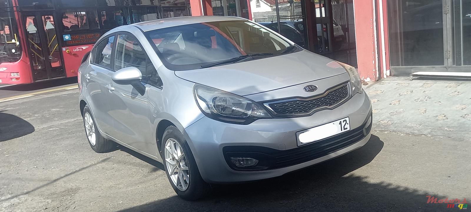 2012' Kia Rio photo #2