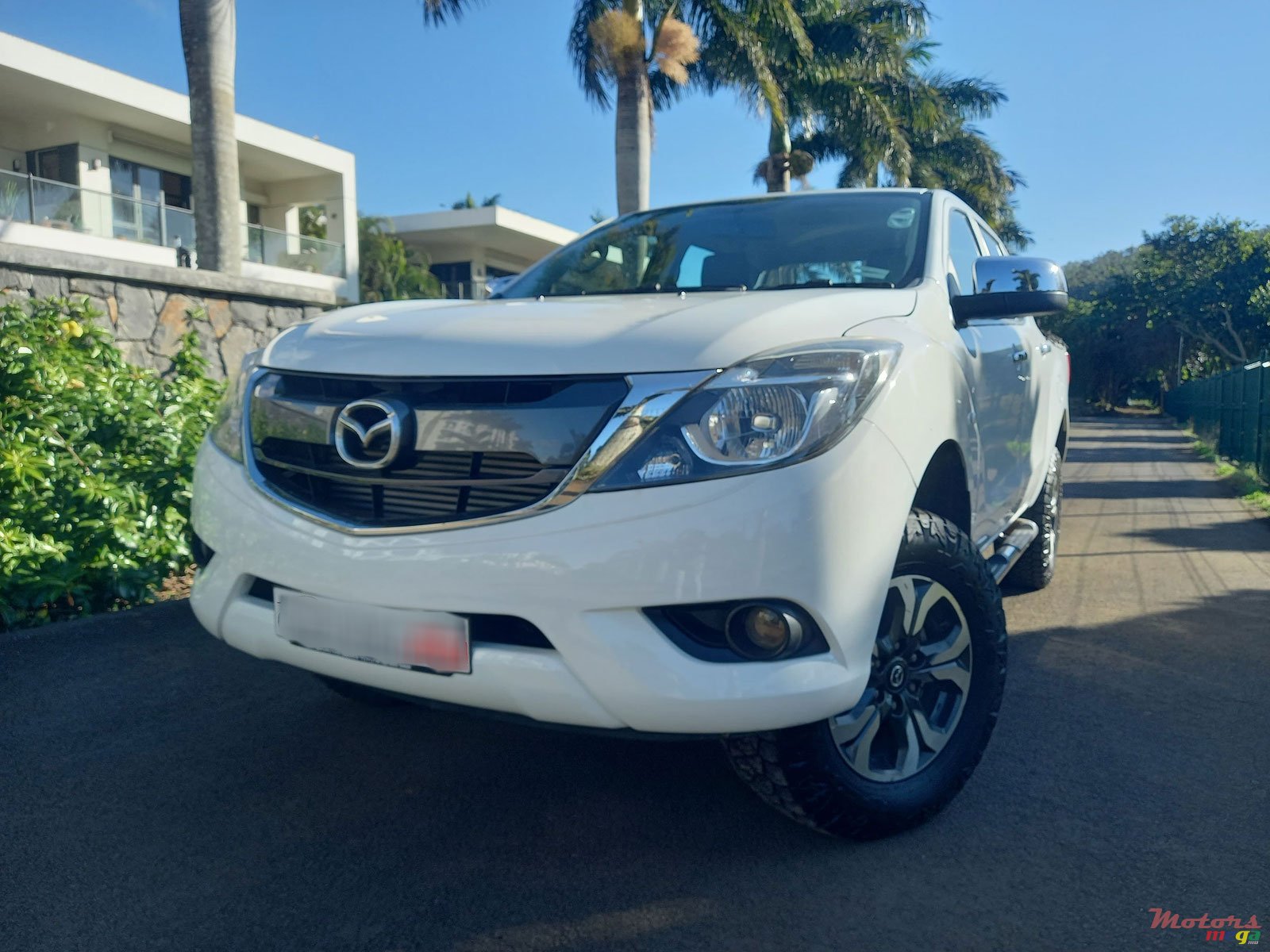 2020' Mazda BT-50 2.2 4x4 photo #1