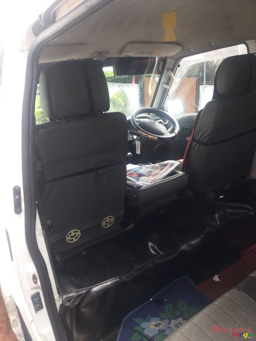 2008' Mazda Bongo photo #2