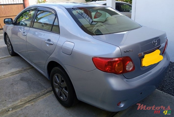 2010' Toyota Corolla photo #3