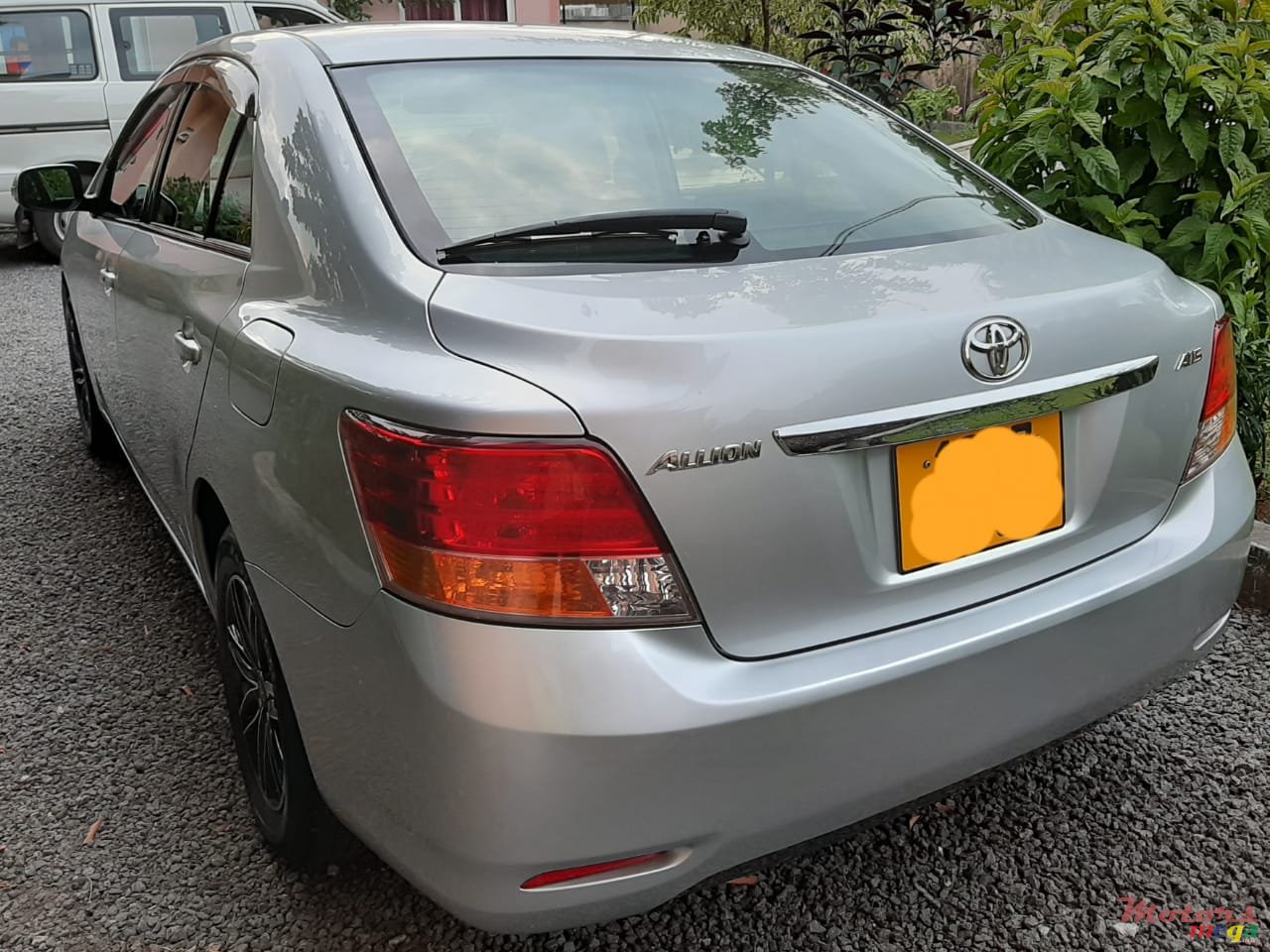 2007' Toyota Allion photo #1