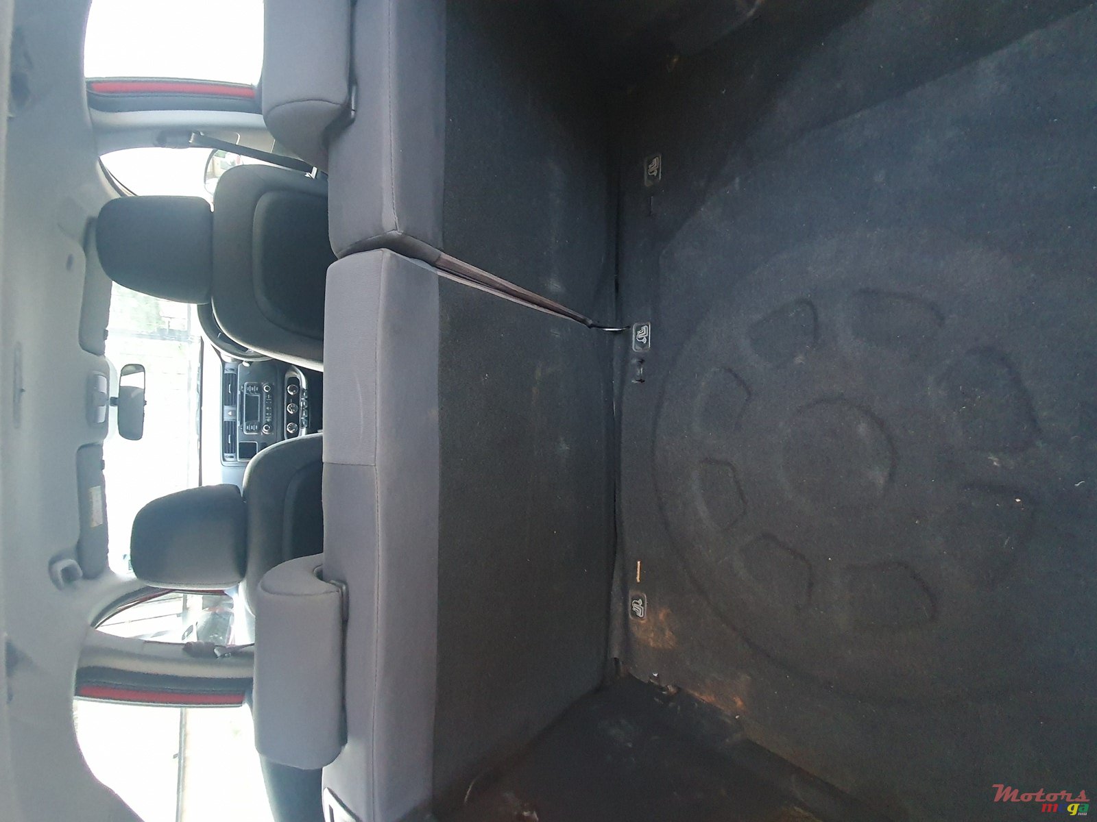 2014' Kia Rio photo #7