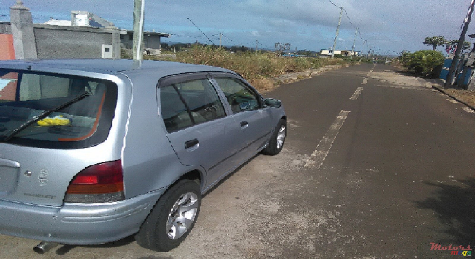1997' Toyota Starlet photo #2