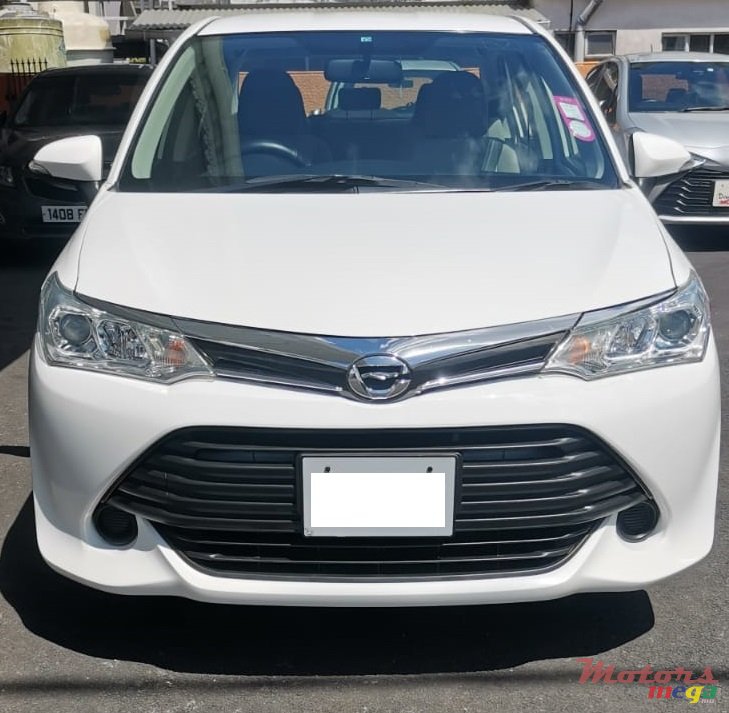 2015' Toyota Axio photo #1