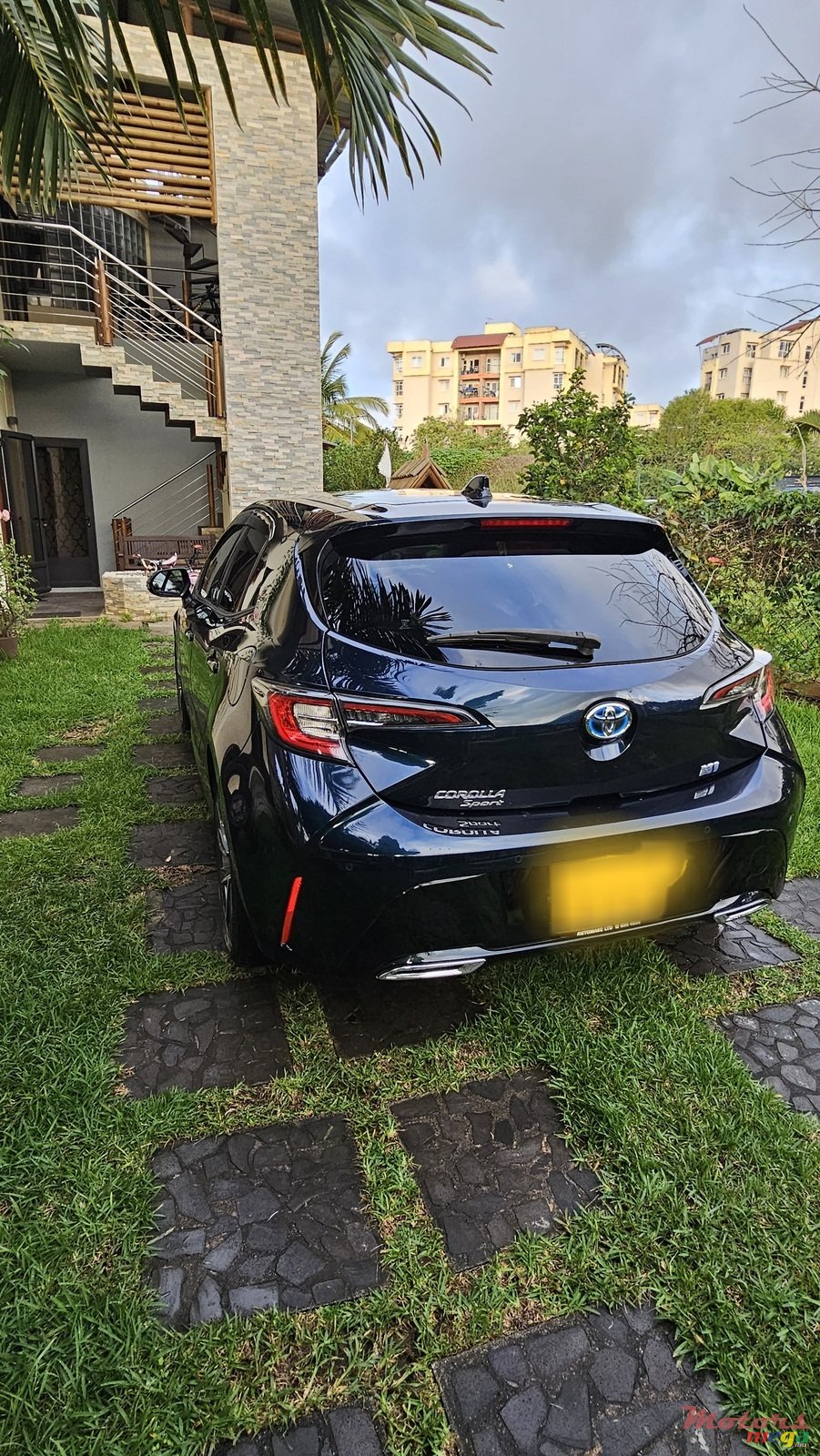 2022' Toyota Corolla photo #1