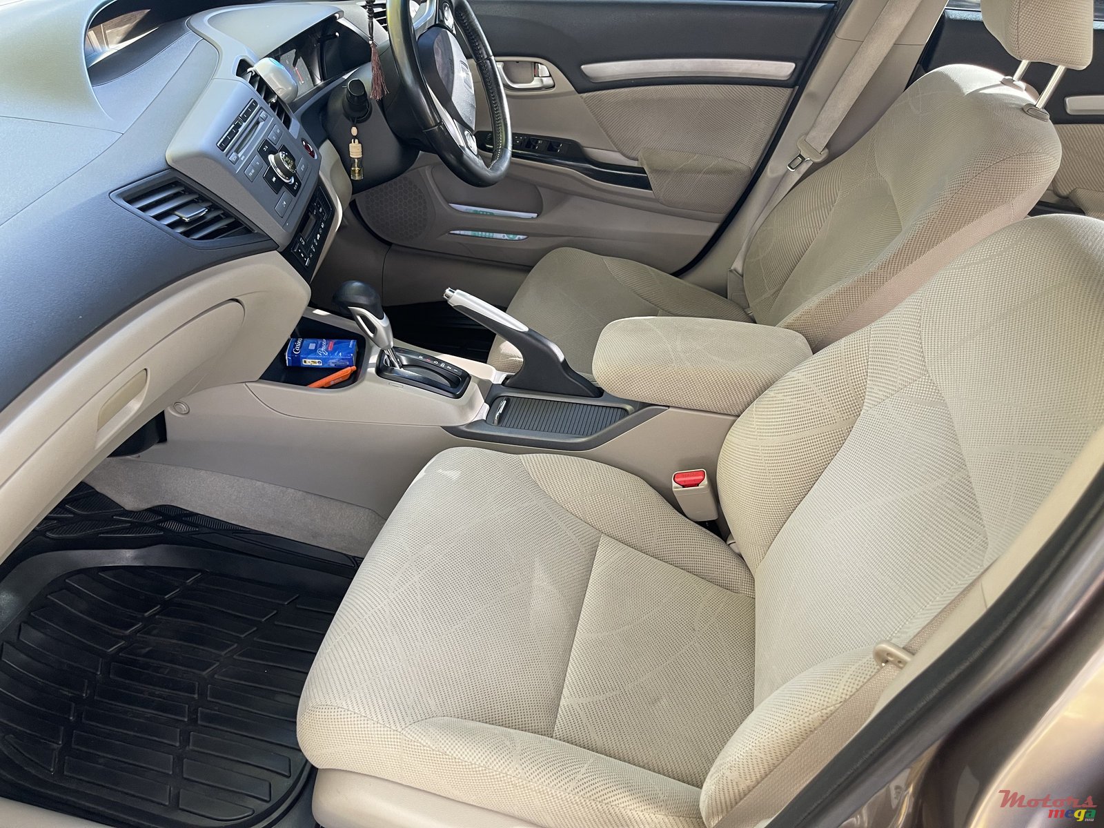 2012' Honda Civic photo #5