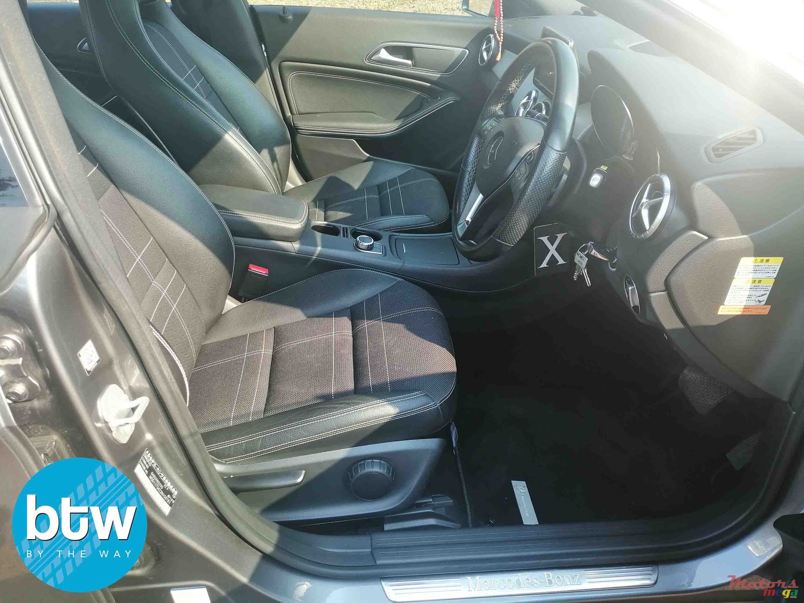 2014' Mercedes-Benz CLA 180 photo #6