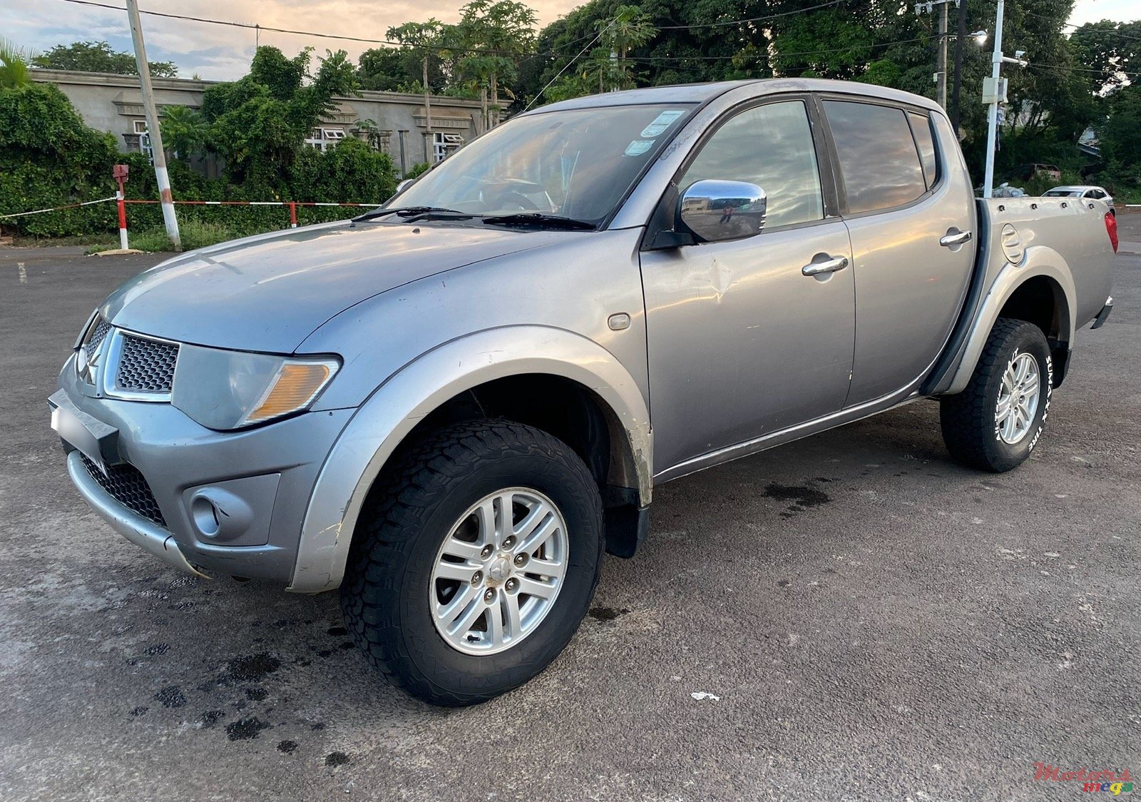 2014' Mitsubishi L 200 4*4 Sportero photo #3