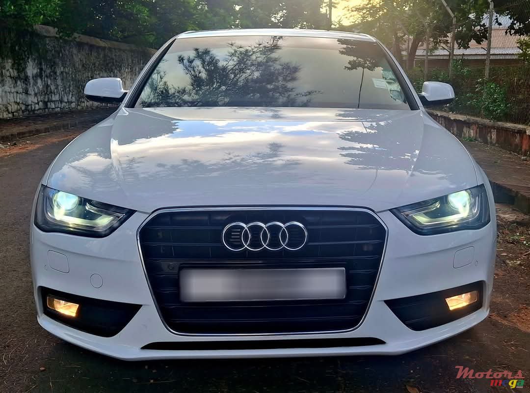 2015' Audi A4 photo #2