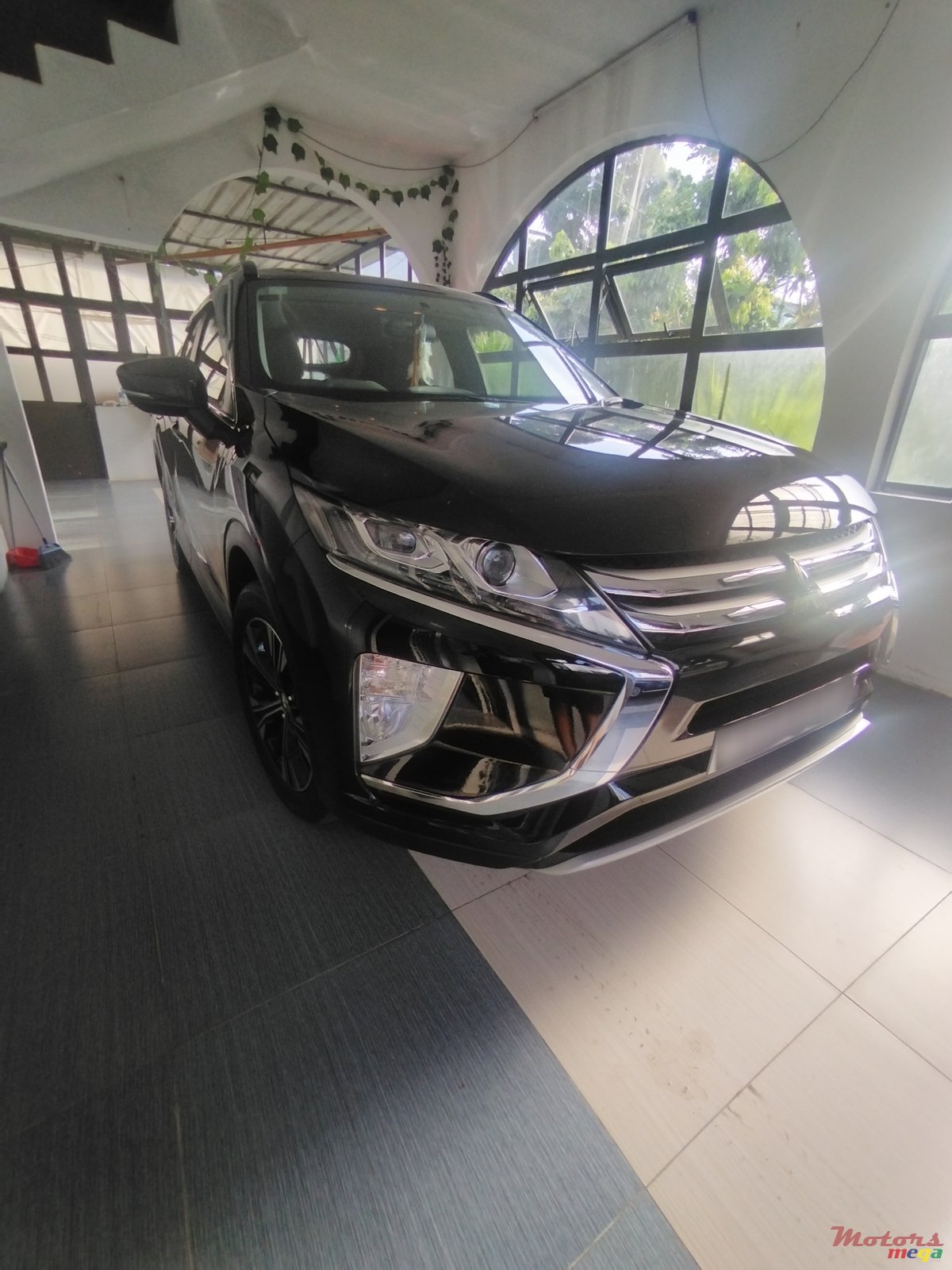 2018' Mitsubishi Eclipse Cross photo #2