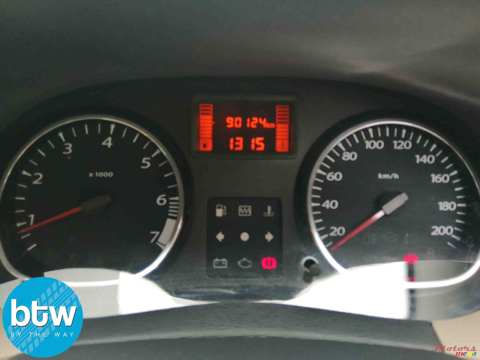 2014' Renault Duster photo #7