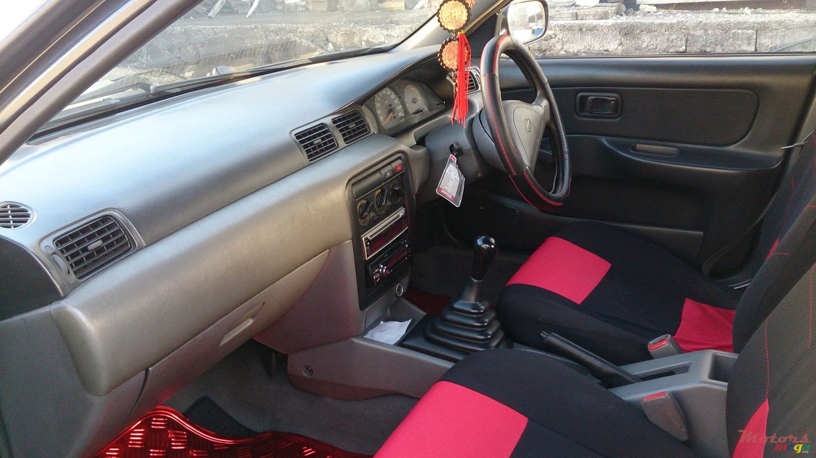 1995' Nissan Sunny photo #4