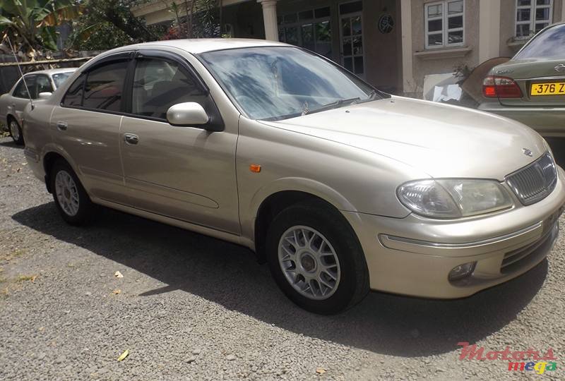 2002' Nissan Sunny N16 photo #2