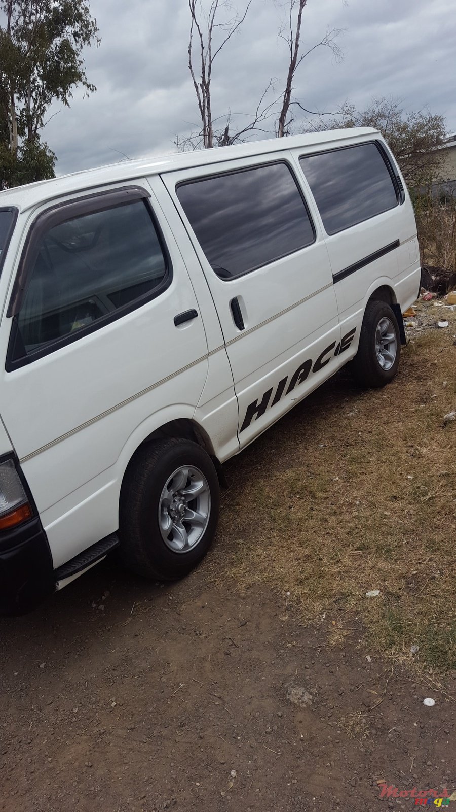 1999' Toyota HiAce GOODS VEHICLE photo #3