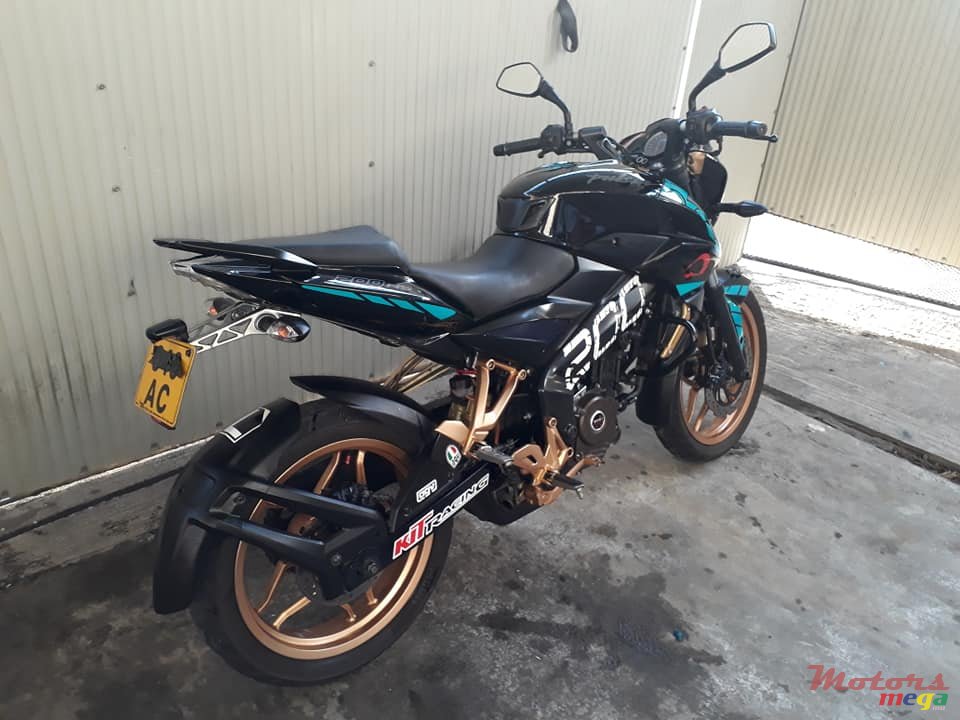 2017' Bajaj Pulsar photo #3