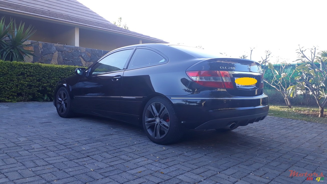 2009' Mercedes-Benz CLC 200 photo #2