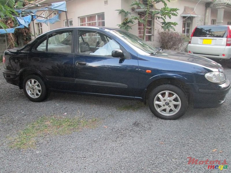 2002' Nissan Sunny N16 photo #2