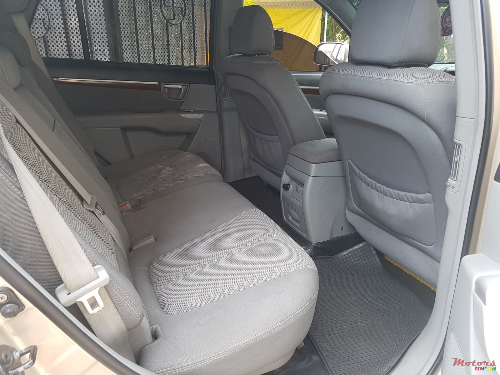 2006' Hyundai Santa Fe photo #5