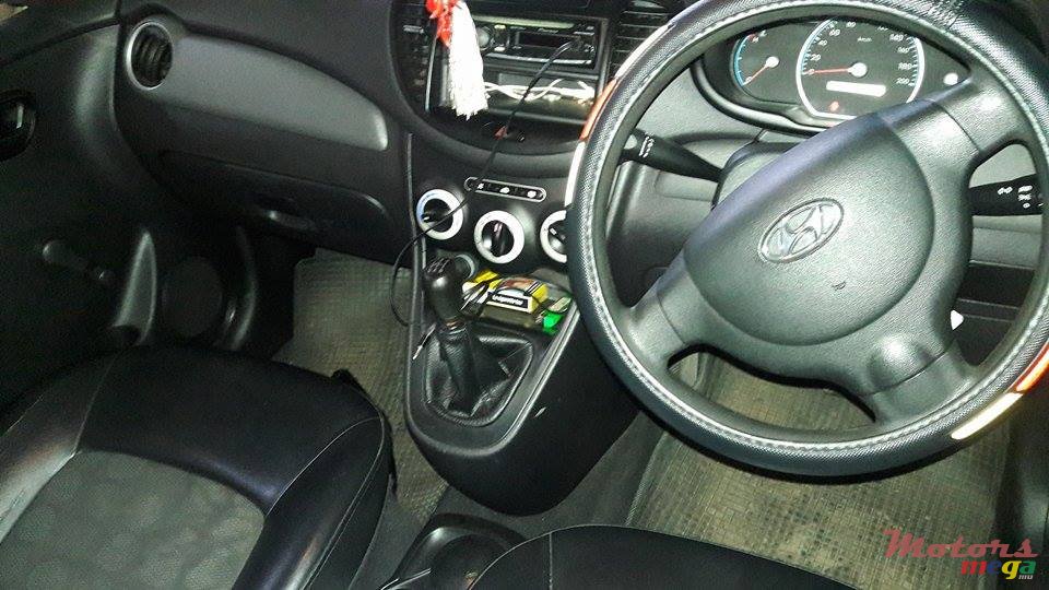 2010' Hyundai i10 photo #1