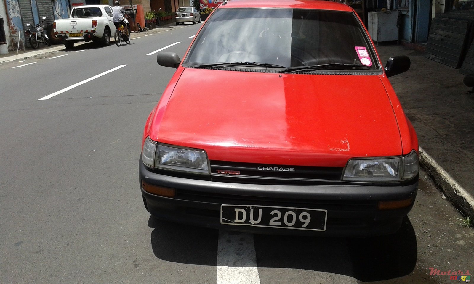 1990' Daihatsu Charade photo #2