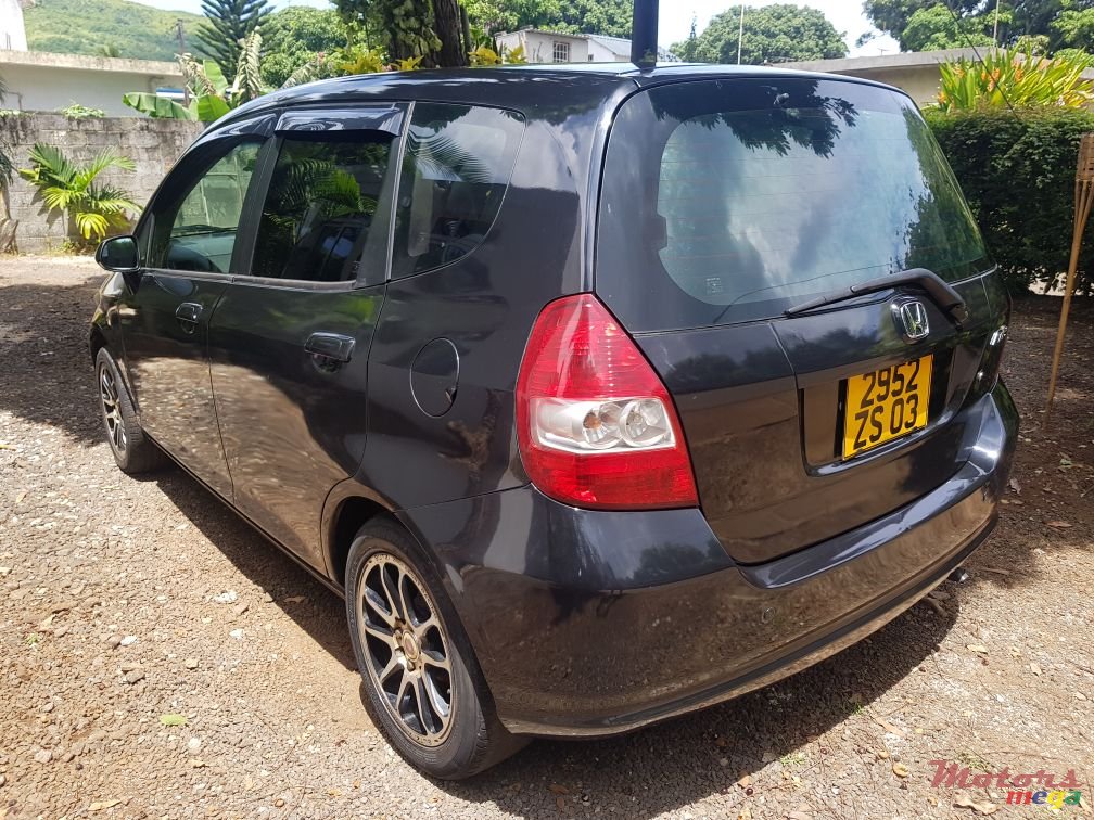 2003' Honda Fit photo #4