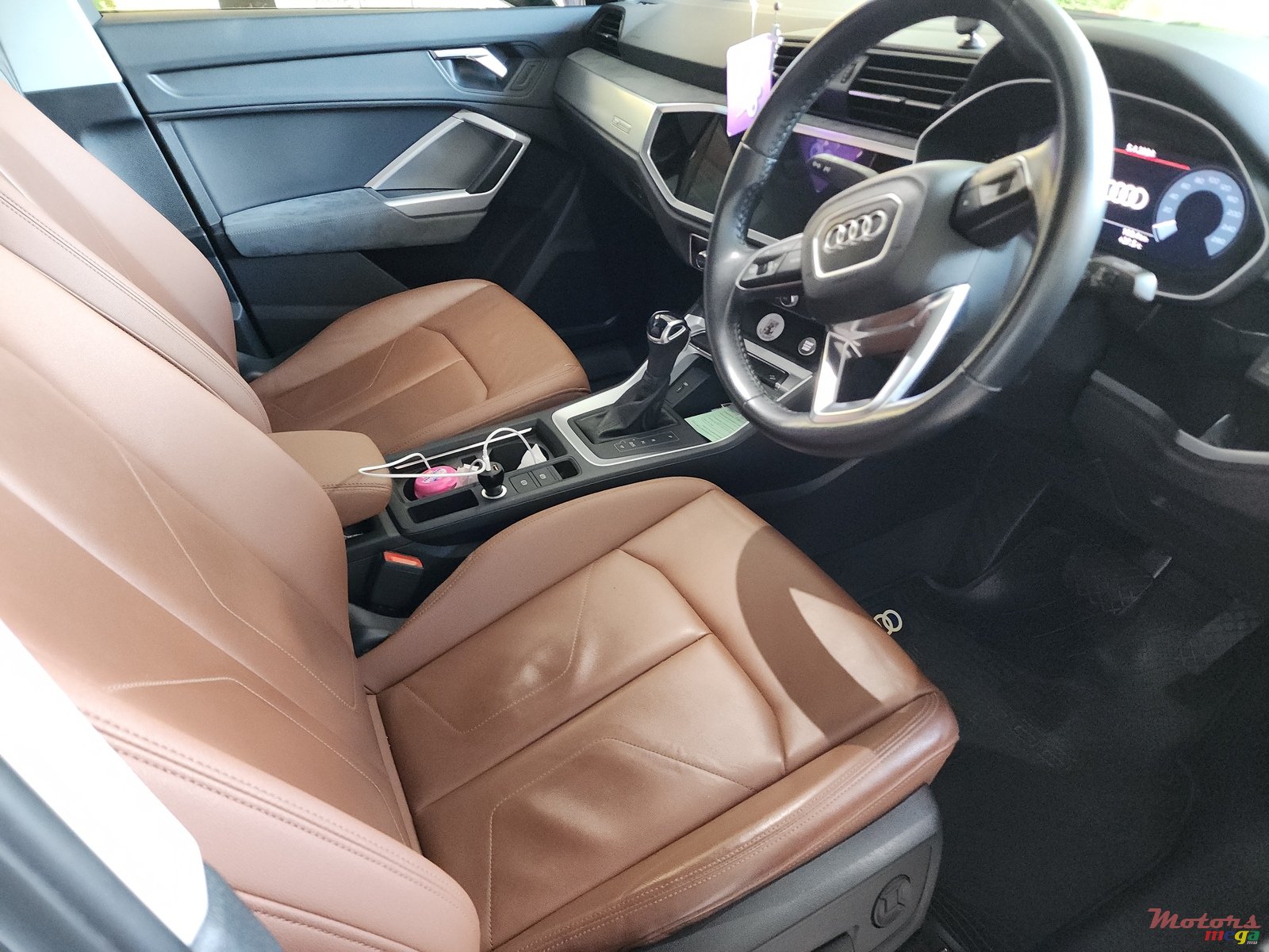 2020' Audi Q3 photo #6