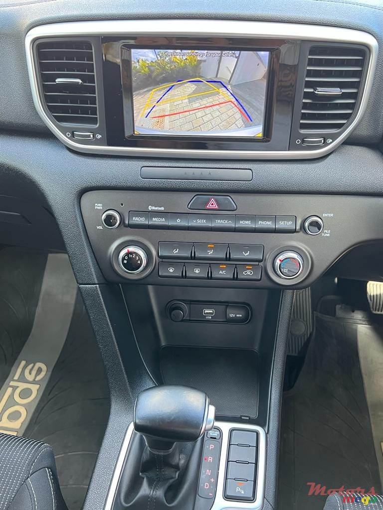 2019' Kia Sportage photo #7