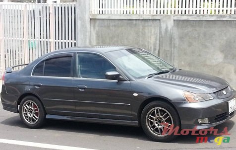 2003' Honda Civic RS photo #2