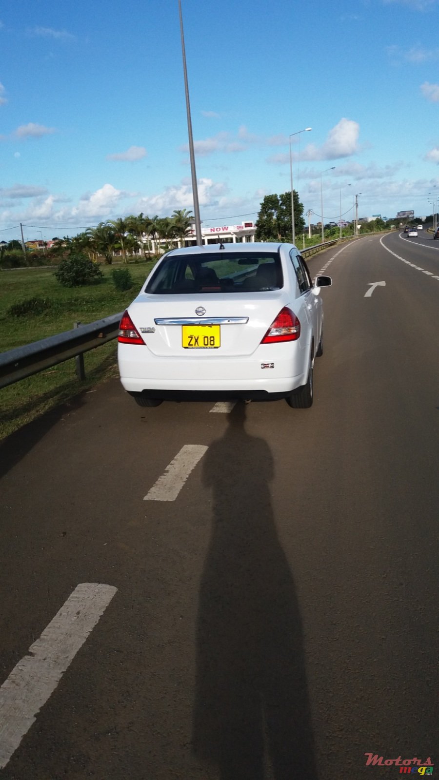 2008' Nissan Tiida photo #2