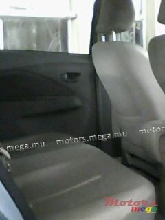 2009' Toyota Venture Yaris Sedan photo #7