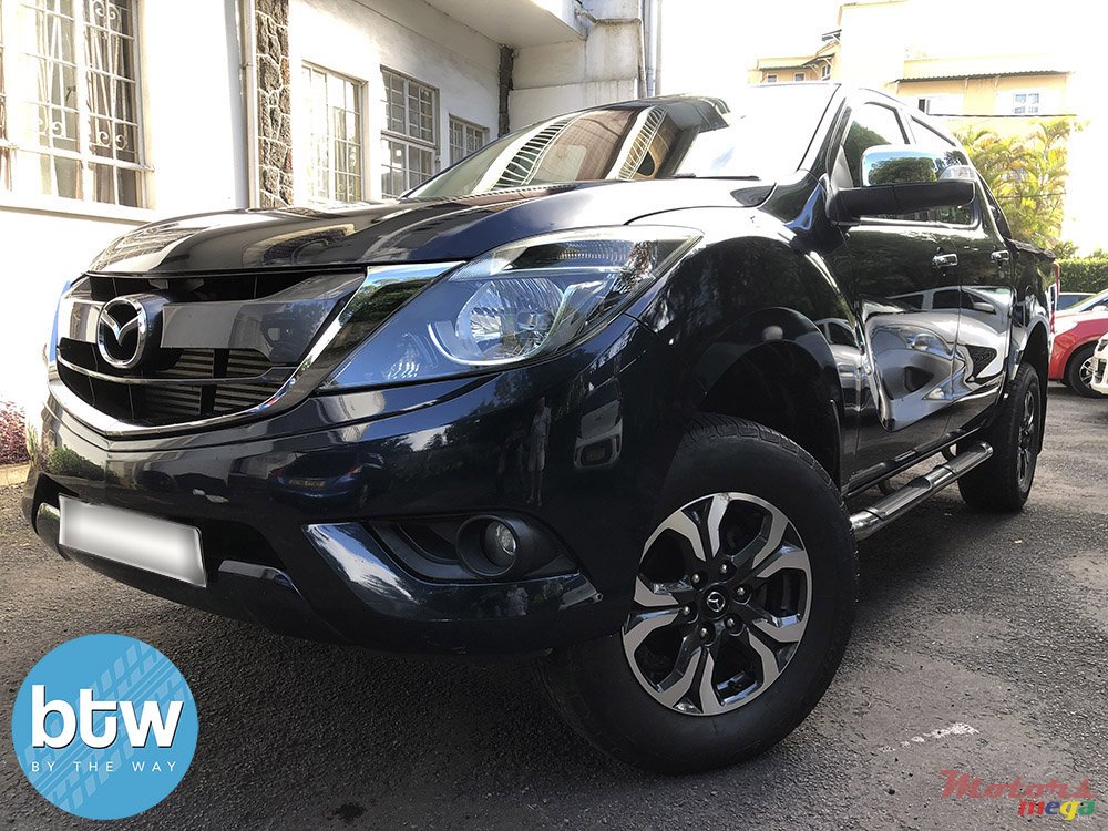 2018' Mazda BT-50 photo #2