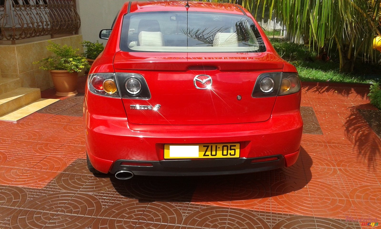 2005' Mazda Mazda3 photo #2