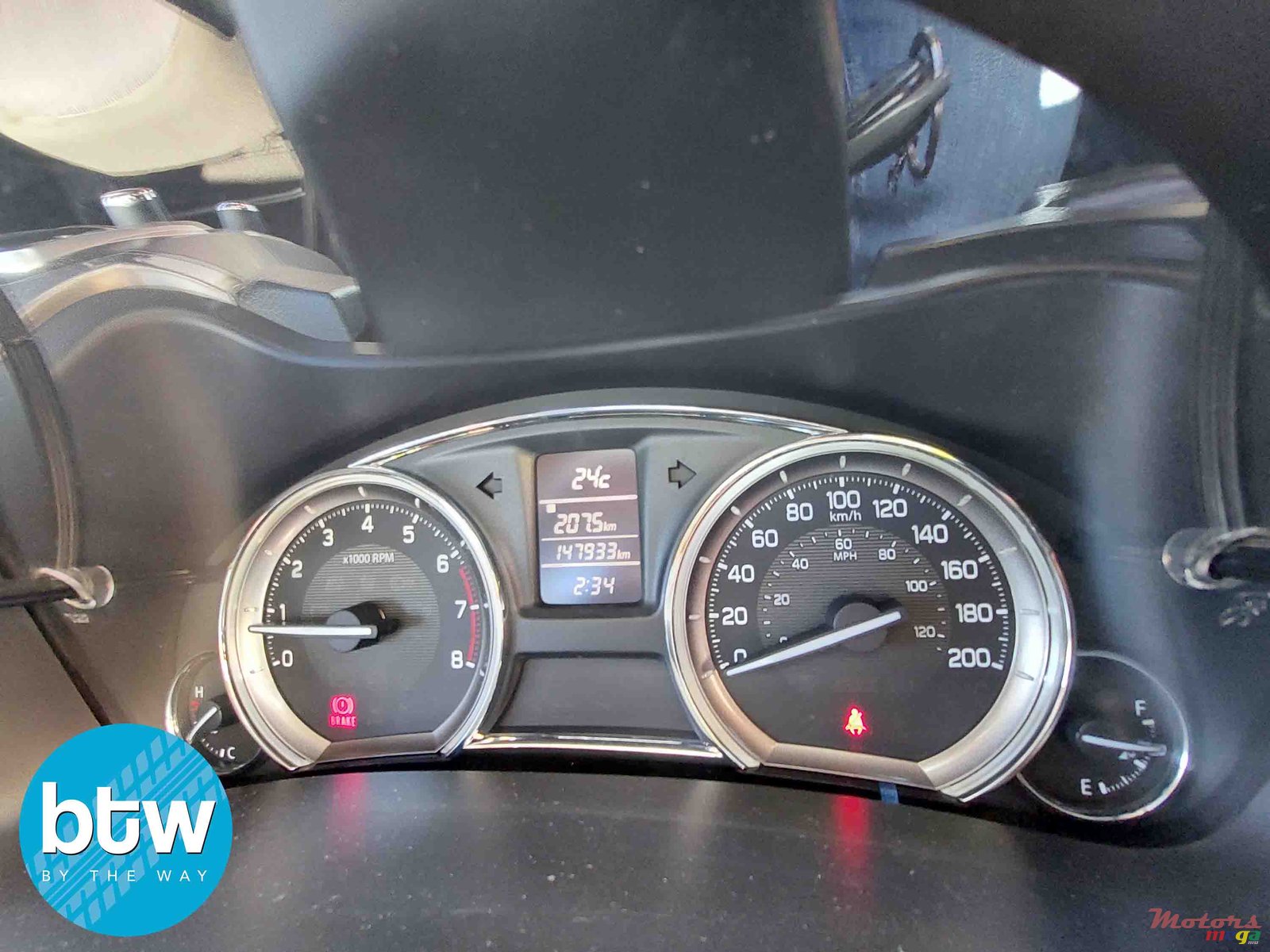 2016' Suzuki photo #7