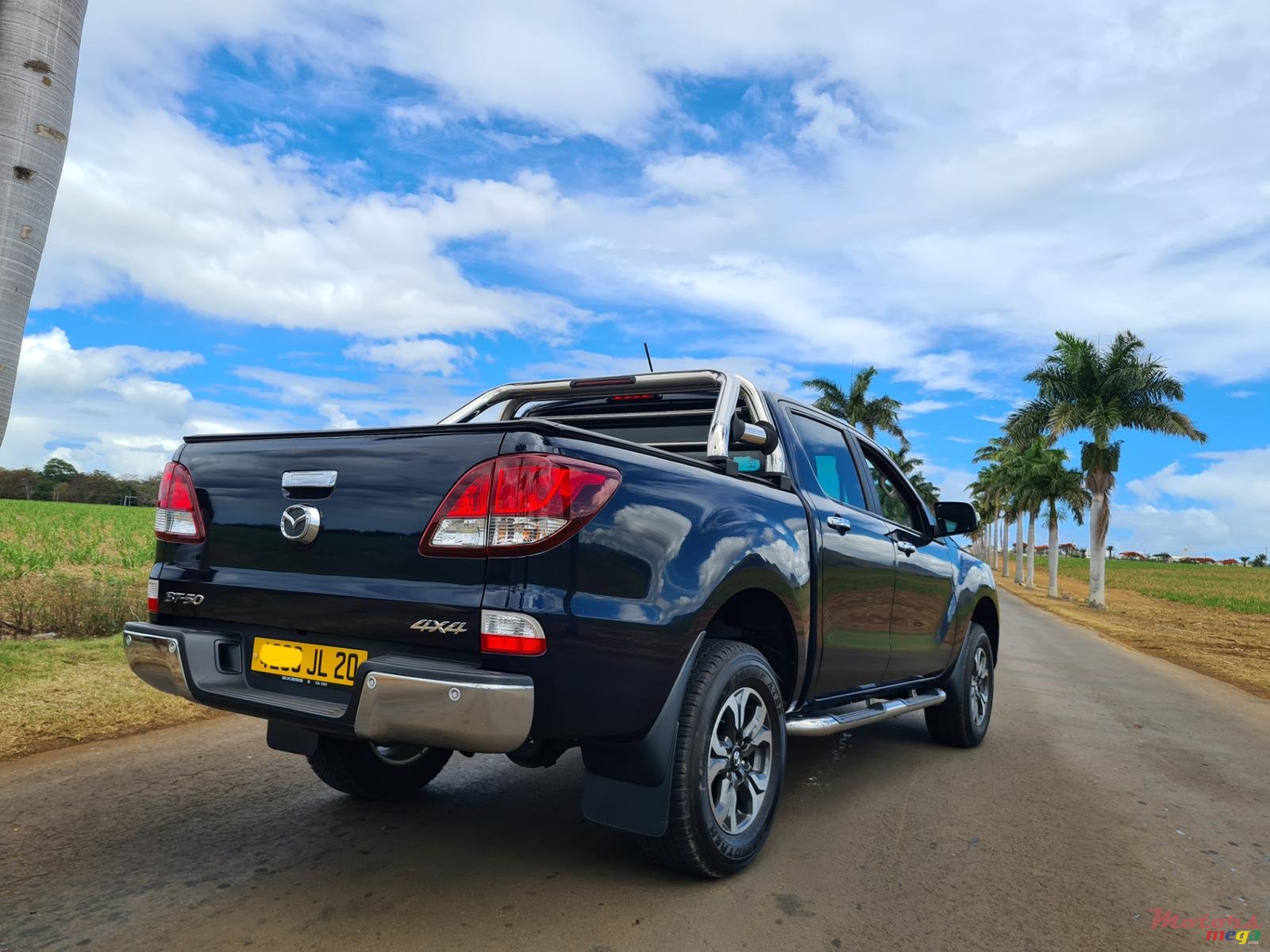 2020' Mazda BT-50 3.2L automatic photo #3