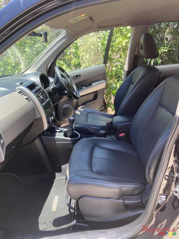 2010' Nissan X-Trail photo #6