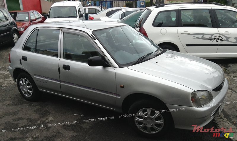 1997' Daihatsu Charade photo #2