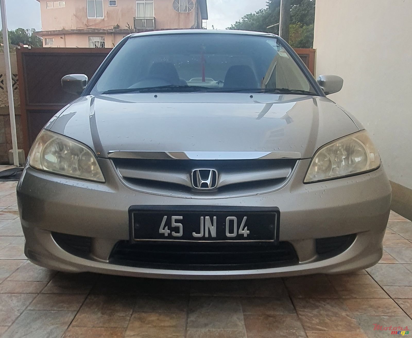 2004' Honda Civic Es8 photo #1