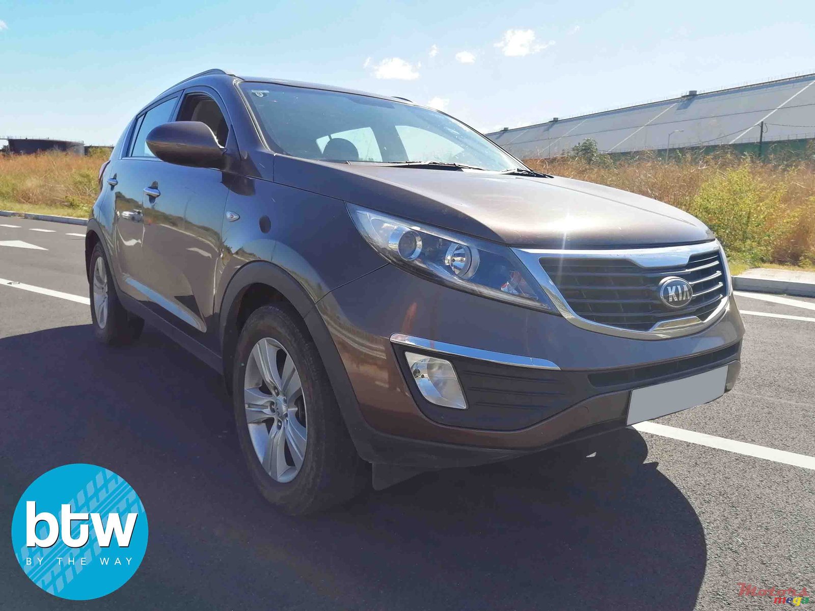 2013' Kia Sportage AWD photo #1